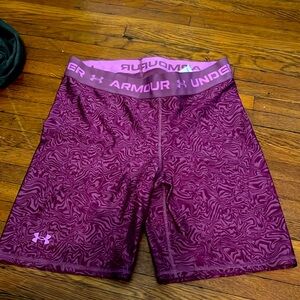 Womens XL under armour compre shorts new without tags